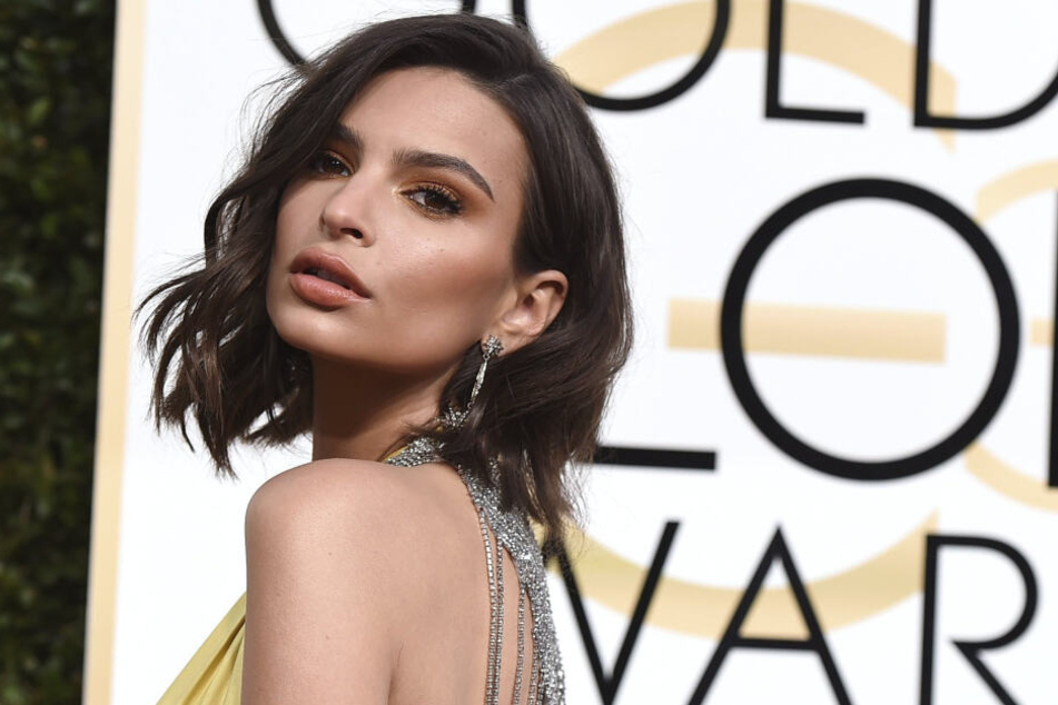 Emily Ratajkowski (27).