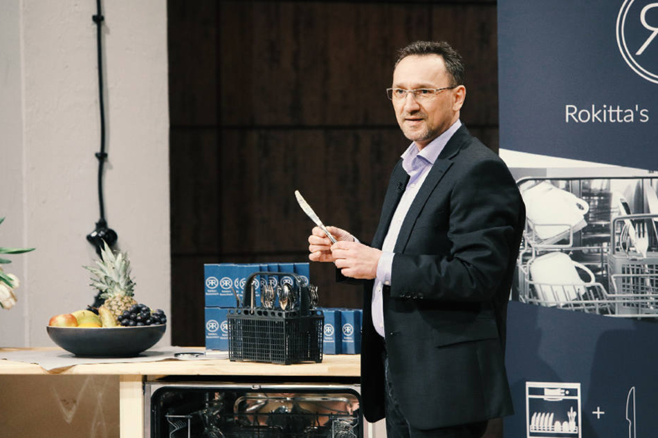 Oliver Rokitta stellt seine Innovation bei der Höhle der Löwen vor