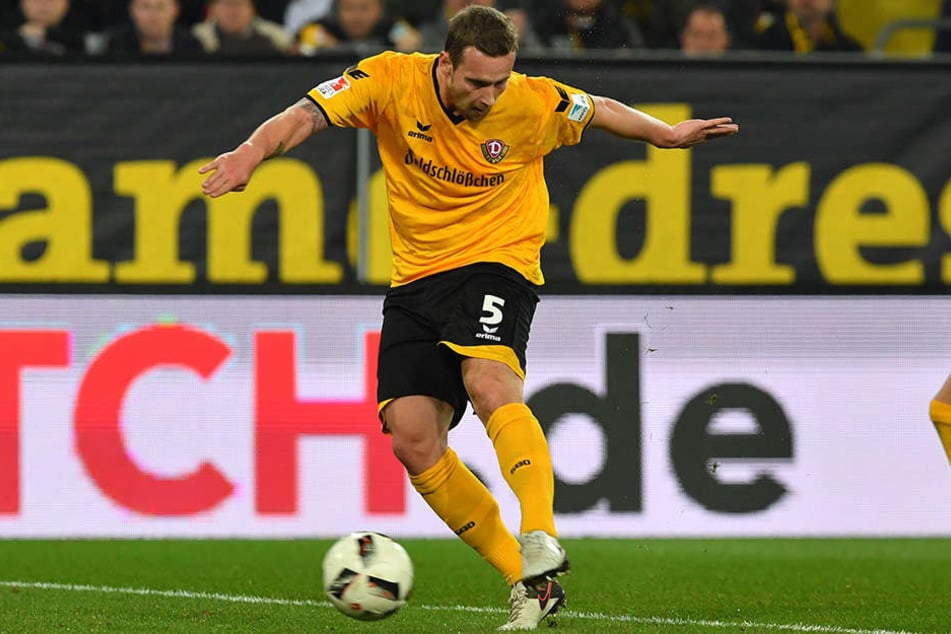 Der Schuss zum 1:2: Konrad markierte gegen die Lauterer den Dresdner Anschlusstreffer.