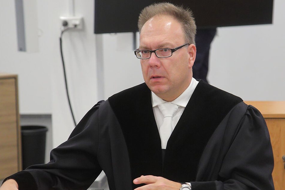 Staatsanwalt Stephan Butzkies hat zehn Jahre Haft für Alaa S. gefordert.