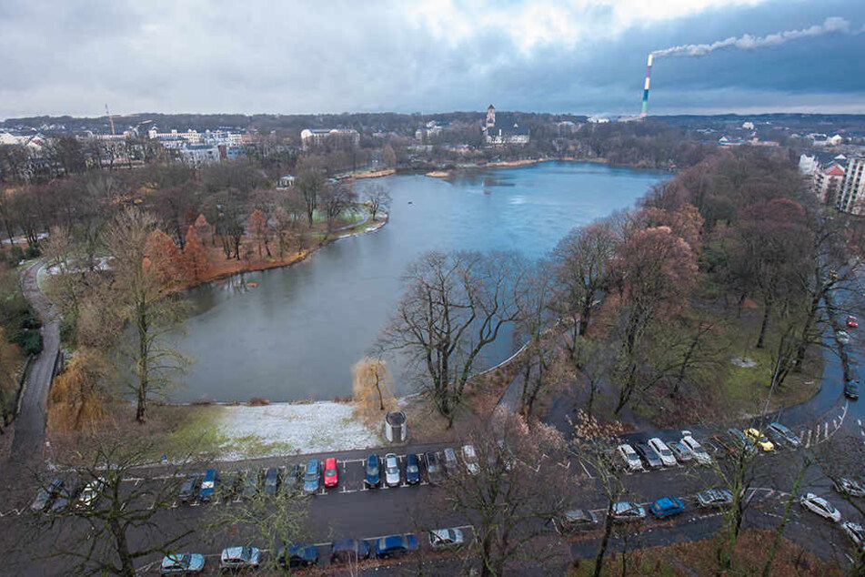 Der Schlossteich: eine Oase mitten in der City, dank des Ex-Stadtrates Robert Zippers (1814-1884). Der soll nun mit einem Straßennamen geehrt werden.