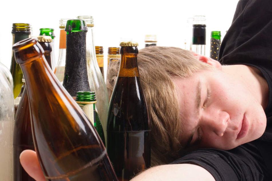 Die Zahlen der jugendlichen Problemtrinker sind zurückgegangen. (Symbolbild)