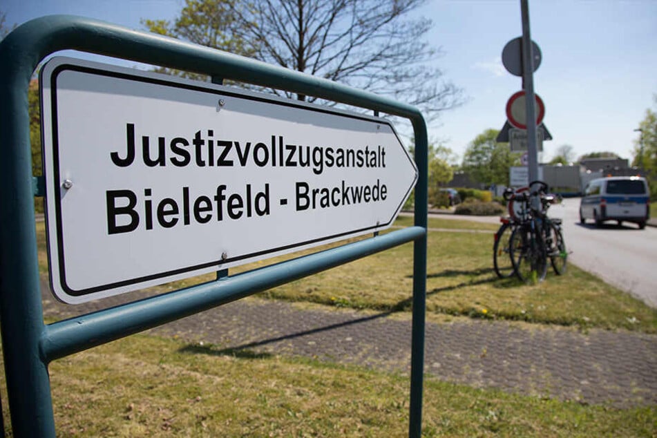 Die beiden Häftlinge hatten schon zusammen eingesessen, bevor sie in Bielefeld landeten.