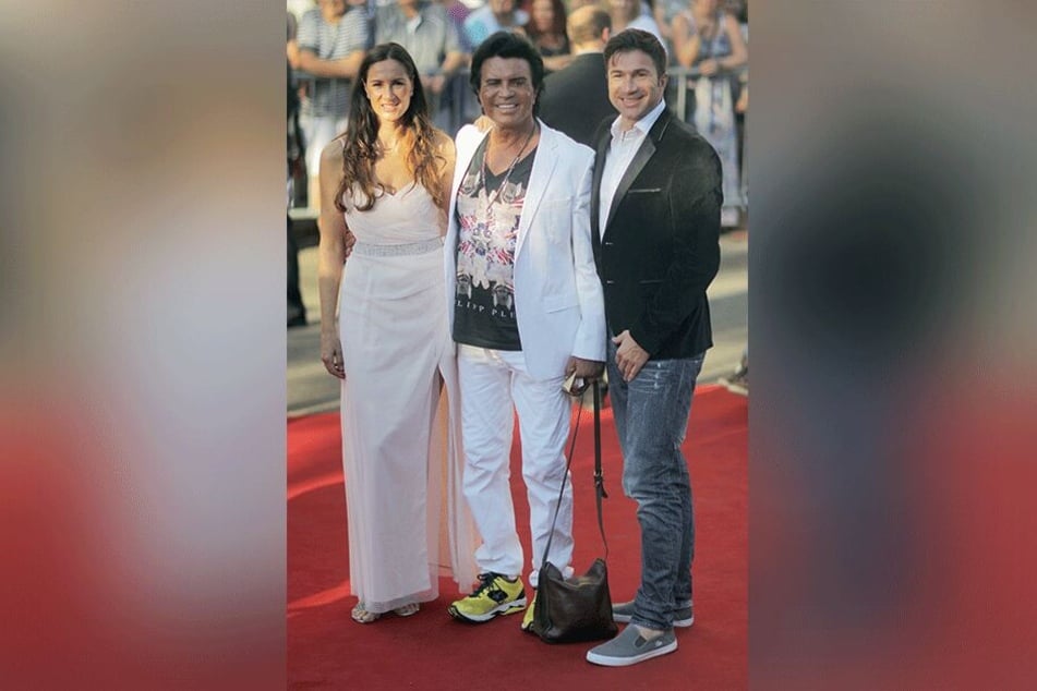 Costa Cordalis mit seinen Kindern Angeliki, genannt "Kiki", und Sohn Lucas bei der Premiere der Nibelungen-Festspiele 2014 in Worms.