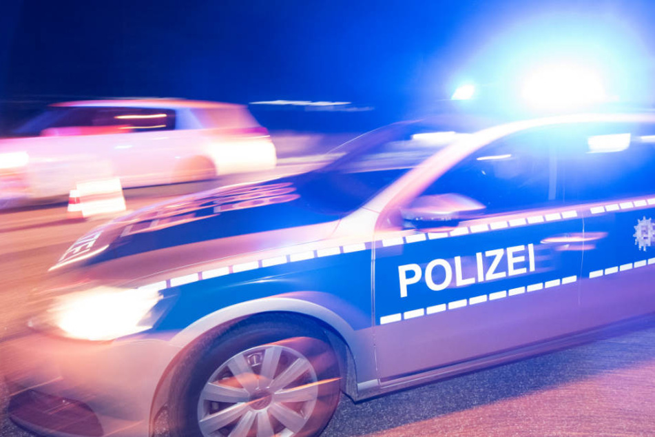 Die Polizisten mussten die Verfolgung am Ende abbrechen (Symbolbild).