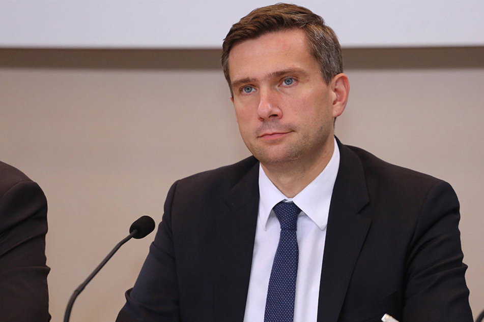 Martin Dulig (42) kritisiert die JVA Leipzig deutlich.