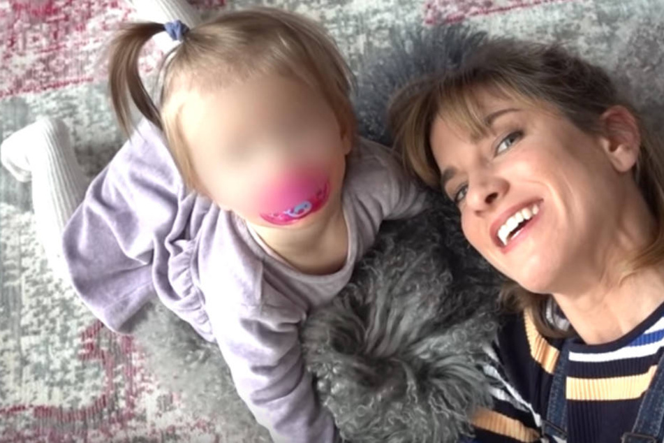 Die kleine Ella stellt ihre Mama vor einige Herausforderungen.