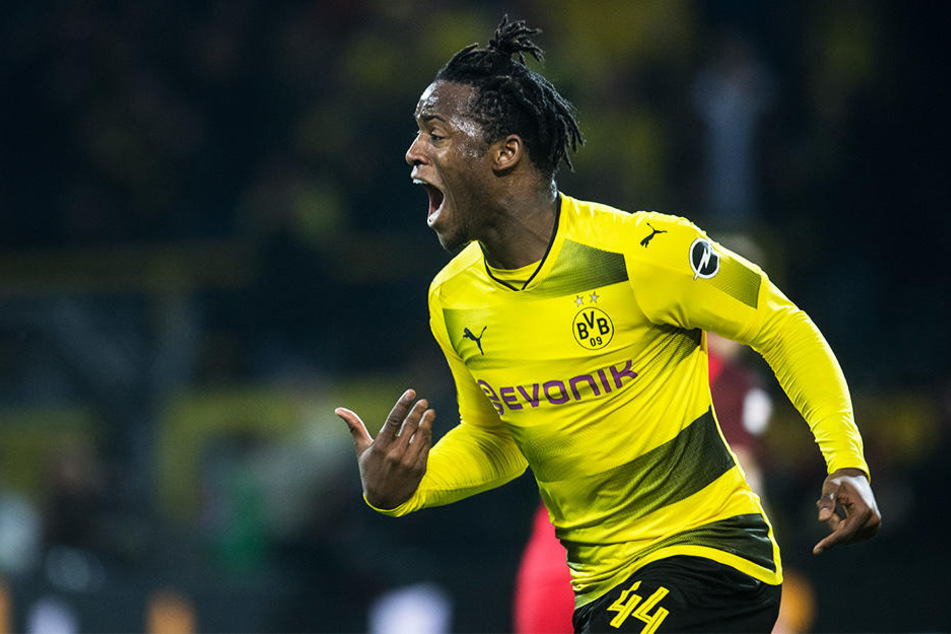 Die Jubelzeiten im BVB-Trikot sind vorbei: Michy Batshuayi wird vom FC Chelsea an den FC Valencia ausgeliehen.