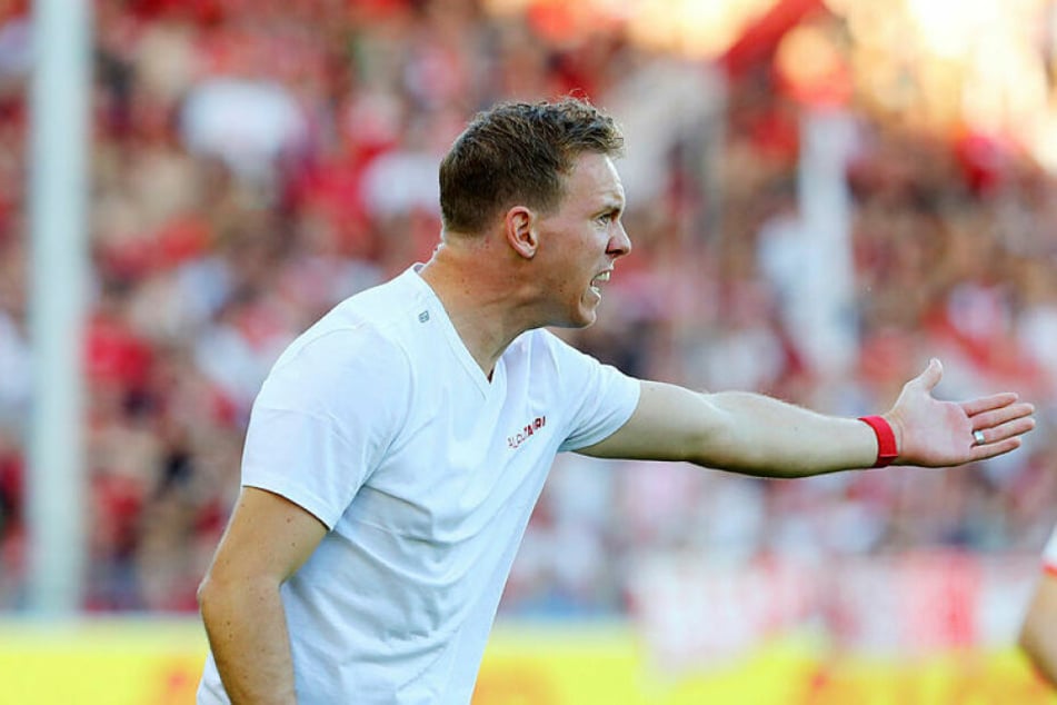Bescheinigte seinem Team trotz ambitionierter Ziele, keine Spitzenmannschaft zu sein: RB-Coach Julian Nagelsmann.