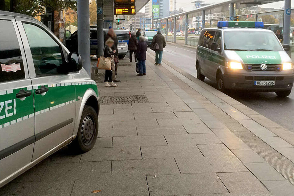 An der Zentralhaltestelle verprügelte ein Dieb einen Passanten (Archivfoto).