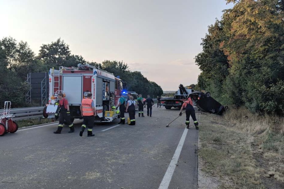 Die B2 wurde nach dem Unfall stundenlang gesperrt.