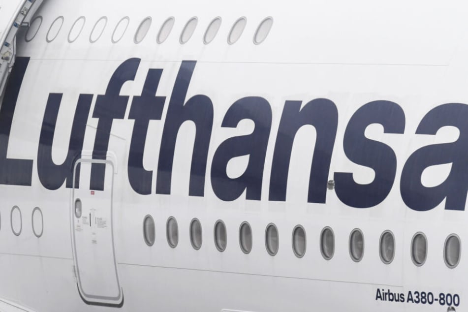 Der Flug LH 460 musste über dem Atlantik umkehren. (Symbolbild)