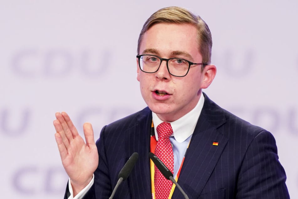 Philipp Amthor sprach beim 32. CDU-Bundesparteitag in Dresden im November 2019 (Archivbild).
