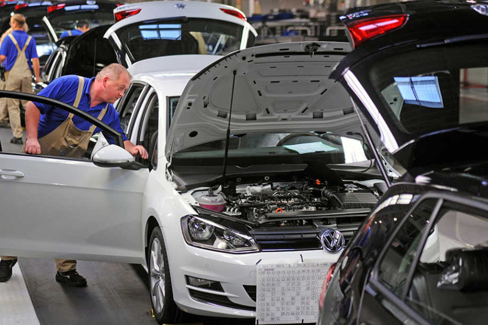 Die Produktion in den betroffenen VW-Standorten wird wieder aufgenommen.