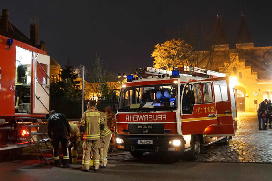 Die Feuerwehr musste mit 44 Mann ausrücken.