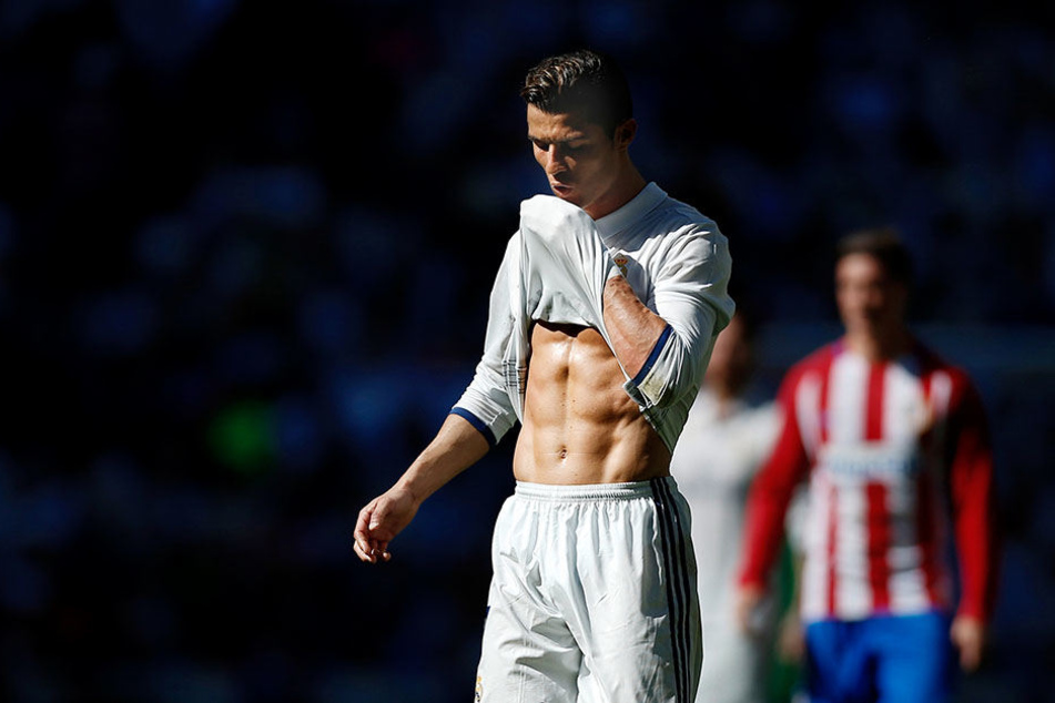 Ob der 21-Jährige den Fußball-Star Ronaldo schlagen kann?