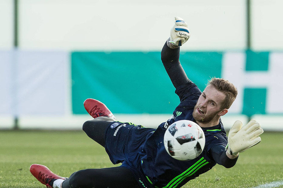 Ralf Fährmann bereitet sich mit dem FC Schalke 04 derzeit im spanischen Benidorm auf die Bundesliga vor.
