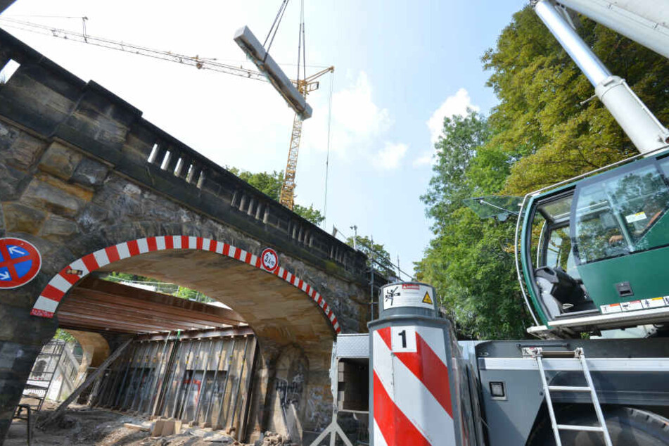 Der Rückbau der Kaßbergauffahrt ist in vollem Gange. Laut Stadt liegen die Arbeiten im Kosten- und Zeitplan.