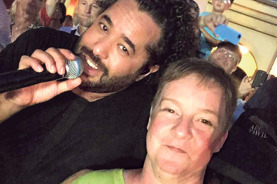 Bei Popkonzerten ist die Dresdnerin ganz vorn mit dabei. Adel Tawil brachte
ihr sogar ein Ständchen.