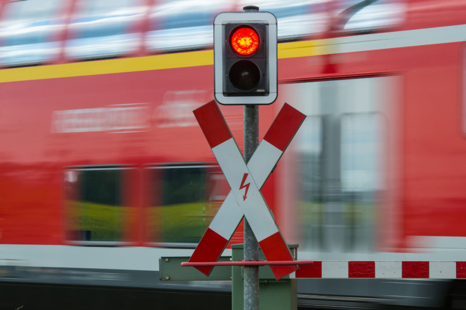 Der Regionalexpress fuhr am Bahnhof Wattenscheid einfach weiter. (Symbolbild)