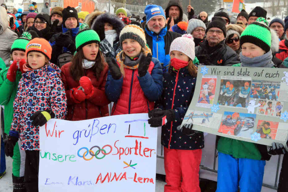 Dutzende Wintersportfans kamen nach Oberhof.