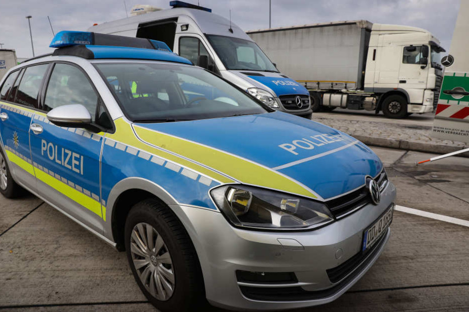 Bei einer Routinekontrolle ging den Beamten ein per Haftbefehl gesuchter Brummi-Fahrer ins Netz.