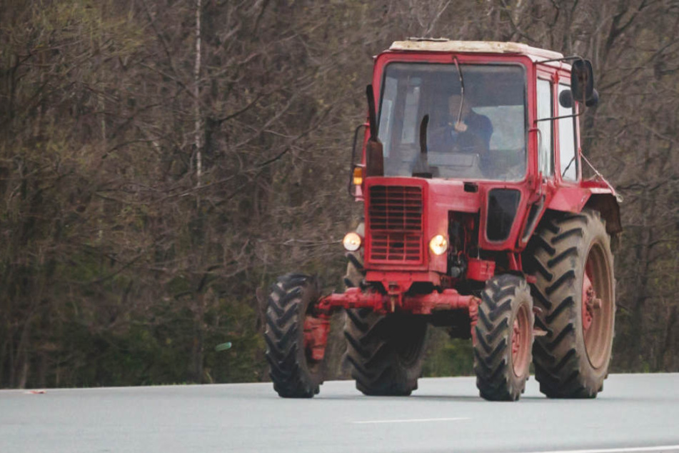 Ein 70-jähriger Mann wurde von der Polizei auf der Autobahn aufgegriffen. (Symbolbild)