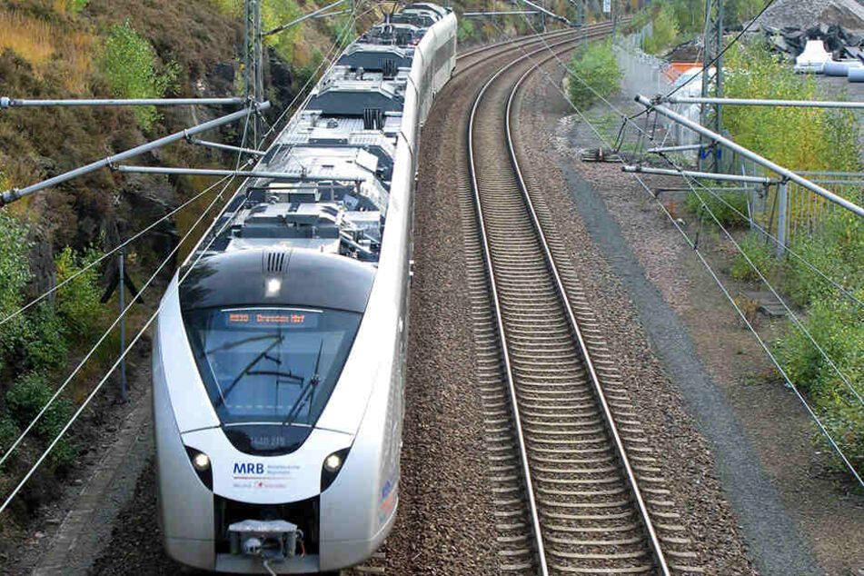 Pannenbahn: Die neuen Silberpfeile der Regiobahn müssen repariert werden.