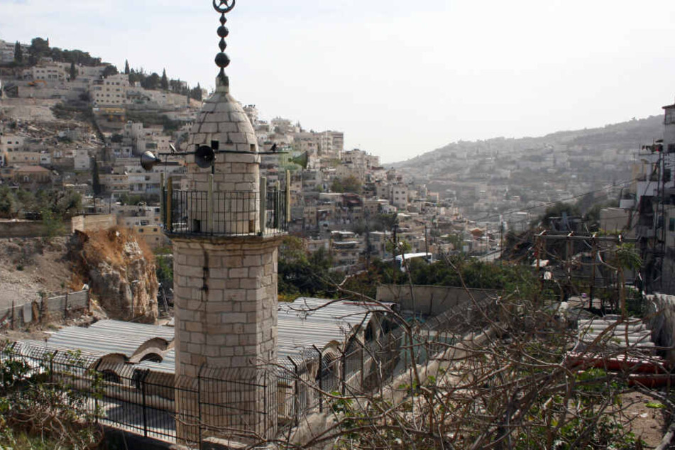 Die Al Ein Moschee im Ost-Jerusalemer Stadtviertel Silwan in der Nähe
der Altstadt. Auch hier ertönt der Ruf des
Muezzins fünf Mal am Tag über Lautsprecher.