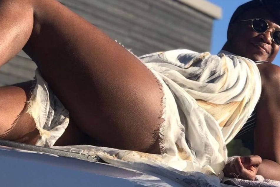 Ungewohnt freizügig präsentierte sich Motsi Mabuse in einem ihrer aktuellsten Instagram-Postings.