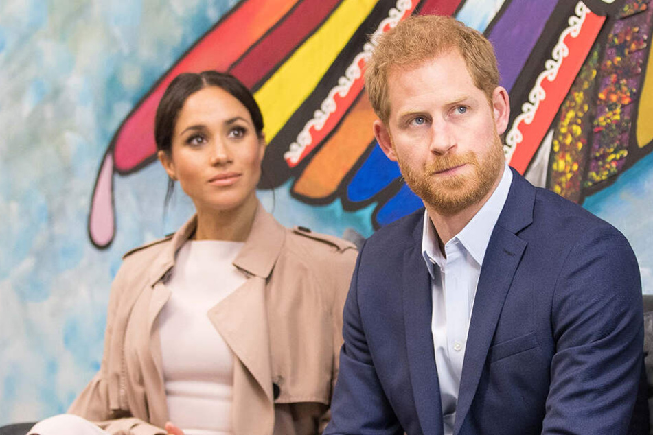 Auch Prinz Harry wurde von Meghans Familie schon beleidigt.