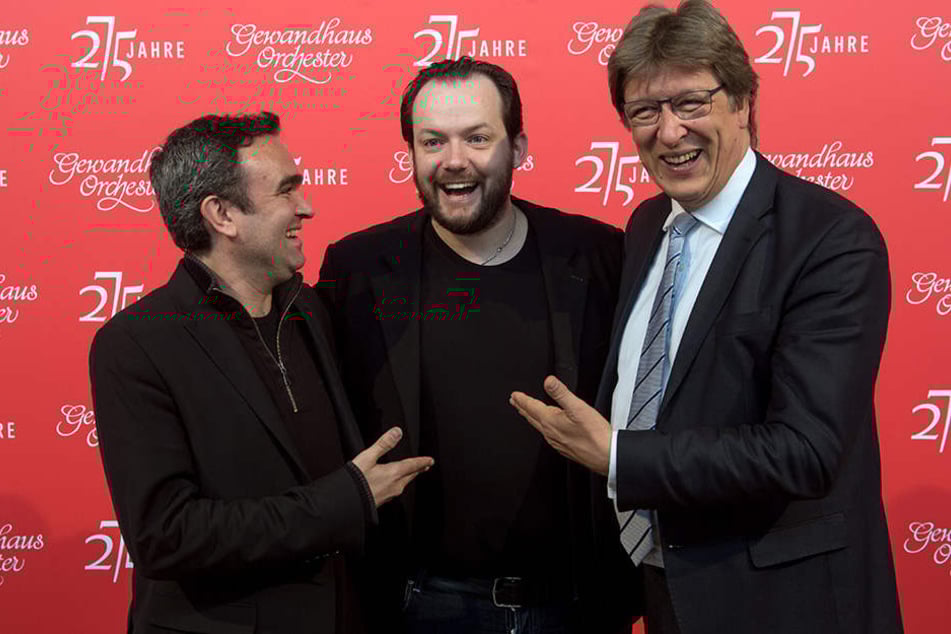 (V.l.n.r.): Gewandhauskomponist Jörg Widmann, der 21. Gewandhauskapellmeister Andris Nelsons und Gewandhausdirektor Andreas Schulz.