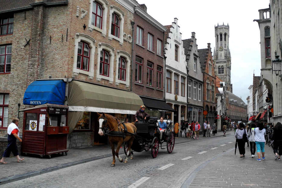 Die engen Straßen von Brügge werden durch die Bierpipeline entlastet.