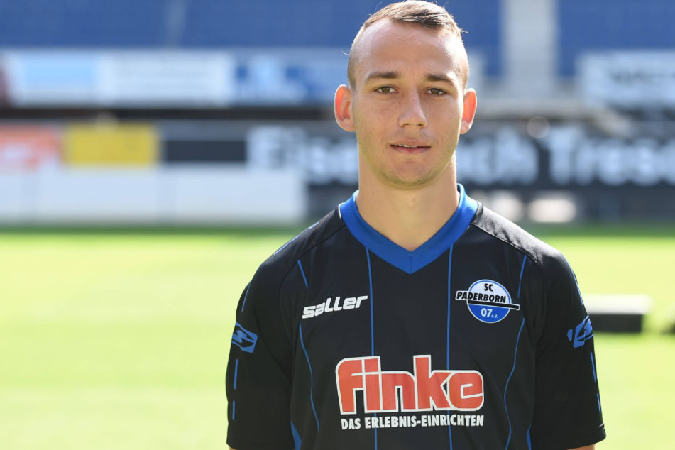Der Vertrag des 21-Jährigen lief in Paderborn noch bis 2019.