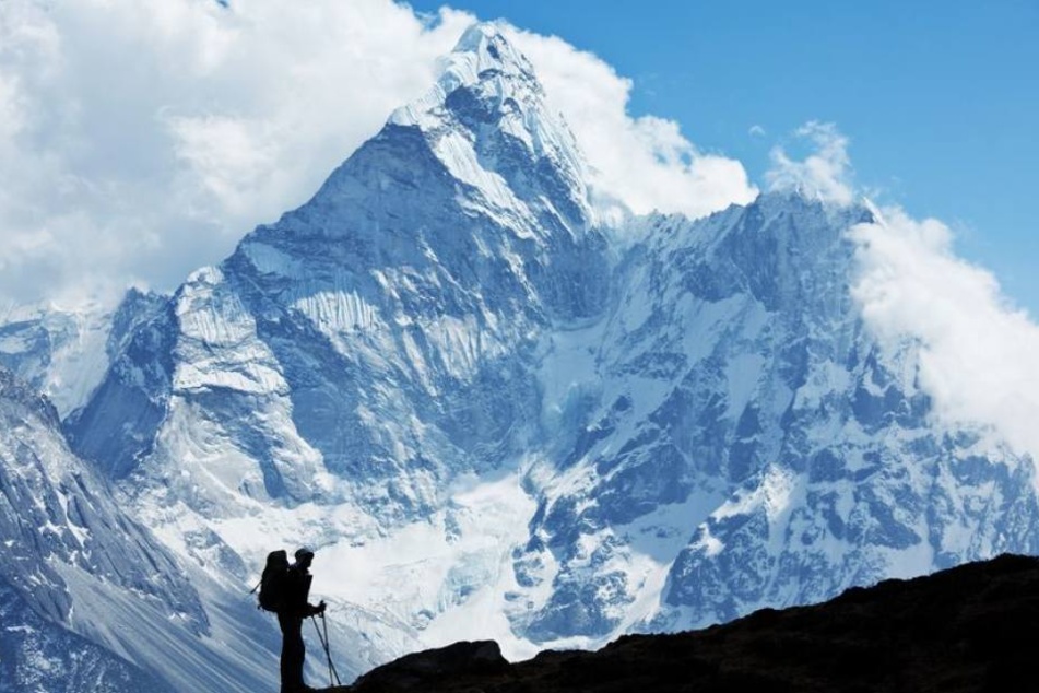 Für viele Wanderer ist der Mount Everest eine Herausforderung, die auch tödlich enden kann. (Symbolbild)