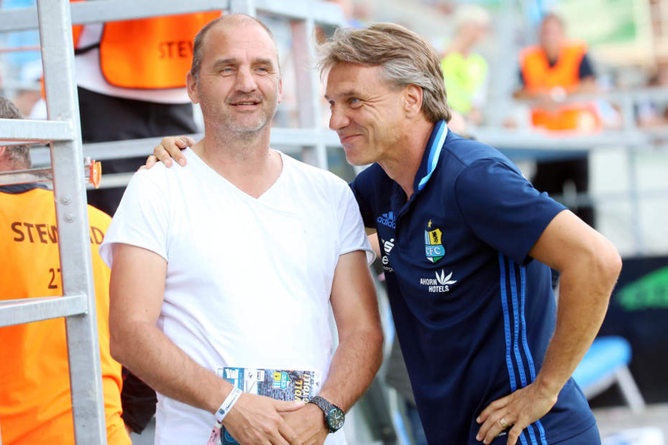Wollen es noch einige Zeit miteinander aushalten: CFC-Trainer Horst Steffen (r.) und Sportdirektor Steffen Ziffert.