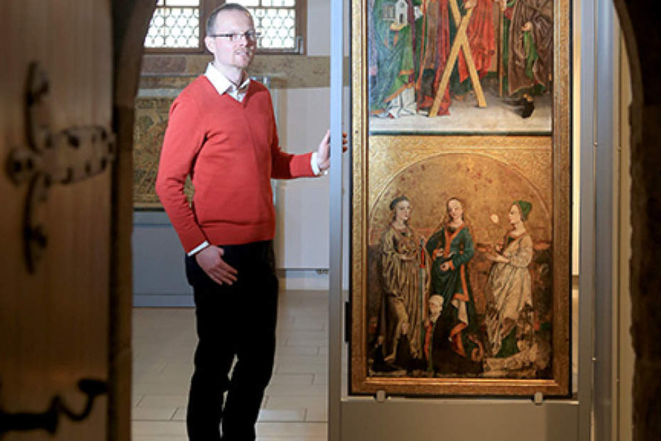 Dr. Stefan Thiele (35) ist Kurator der Sonderausstellung „Der neue Glaube und
die Kunst“, die das Schlossbergmuseum zeigt.