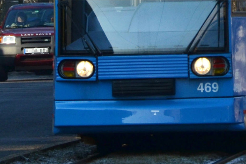 In Kassel erfasste eine Straßenbahn einen Jugendlichen (Archivbild).
