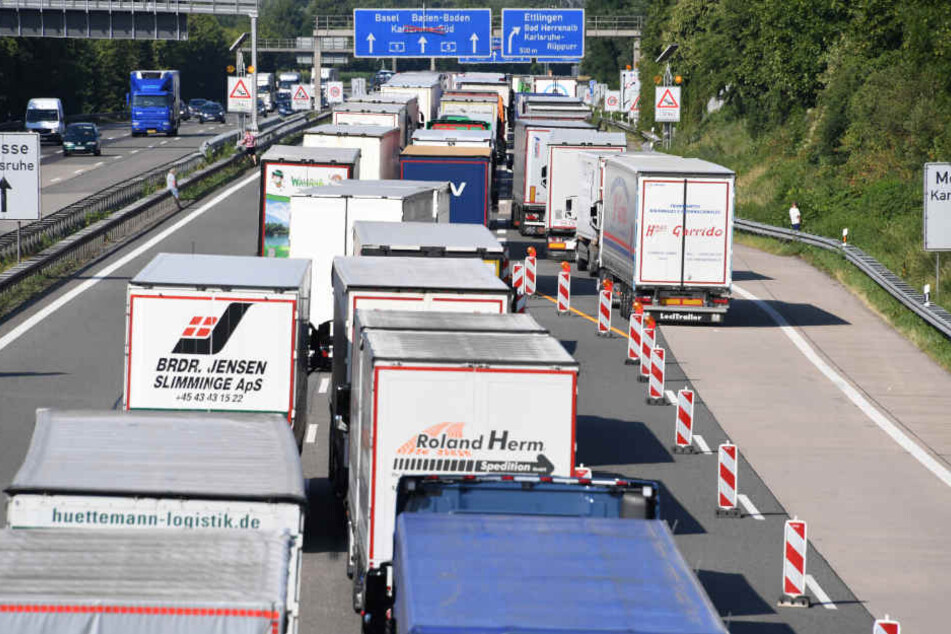 Es bildete sich ein kilometerlanger Rückstau.