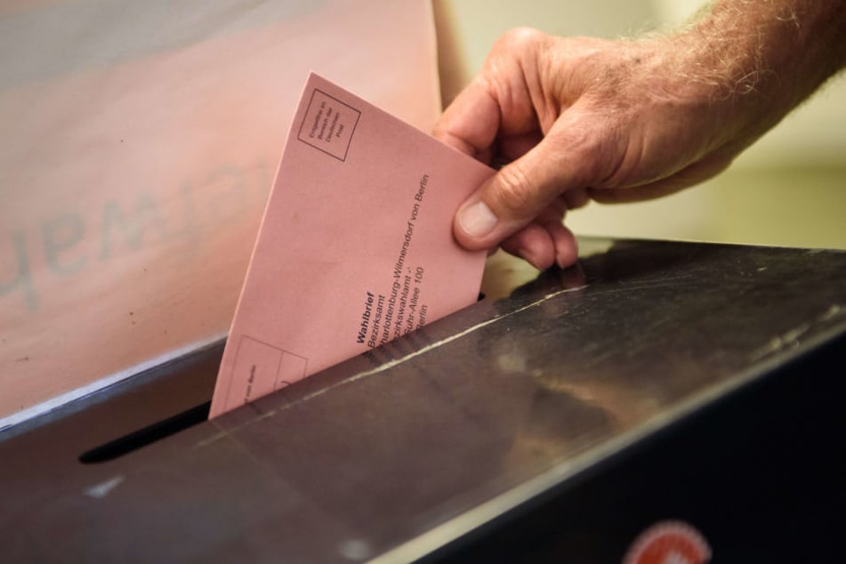 Ab Montag kann in Leipzig via Briefwahl abgestimmt werden .