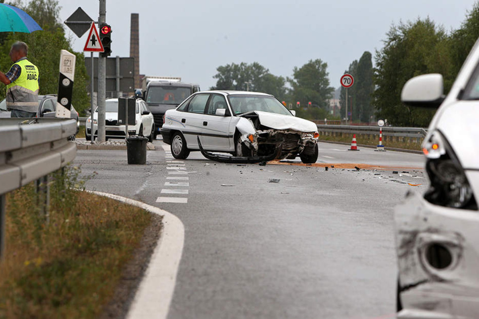 An beiden Fahrzeugen entstand ein Gesamtschaden von rund 8000 Euro.