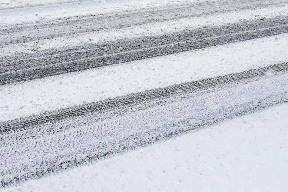 Heftige Schneefälle und Sturm haben in Teilen Japans zu Chaos geführt. (Symbolbild)