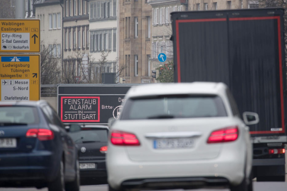 In Zukunft vielleicht nicht mehr zu sehen: Feinstaubalarm in Stuttgart. (Archivbild)