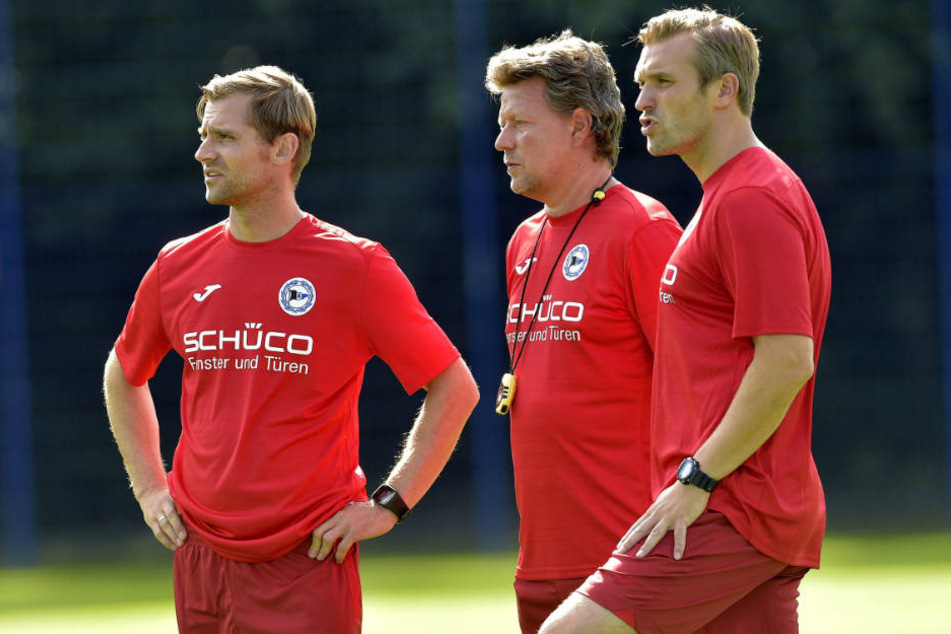 Das Trainerteam funktioniert perfekt: Chef Jeff Saibene (m.) und seine Co Carsten Rump (r.) und Sebastian Hille.