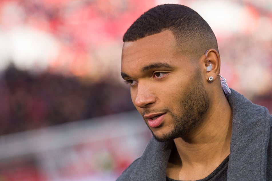 Aber was läuft da mit Profi-Kicker Jonathan Tah (22)?