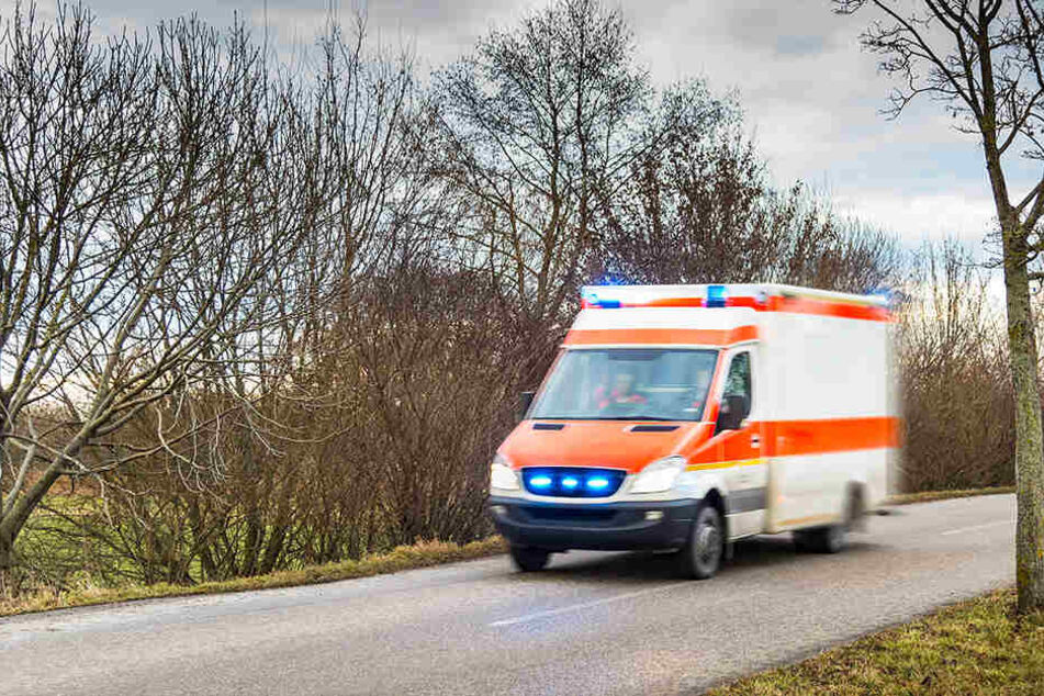 Die junge Frau wurde bei dem Unfall schwer verletzt. (Symbolbild)