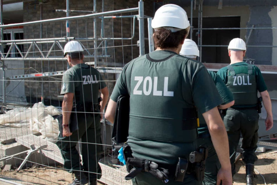 Alle Mitarbeiter auf der Baustelle wurden kontrolliert. (Symbolbild)