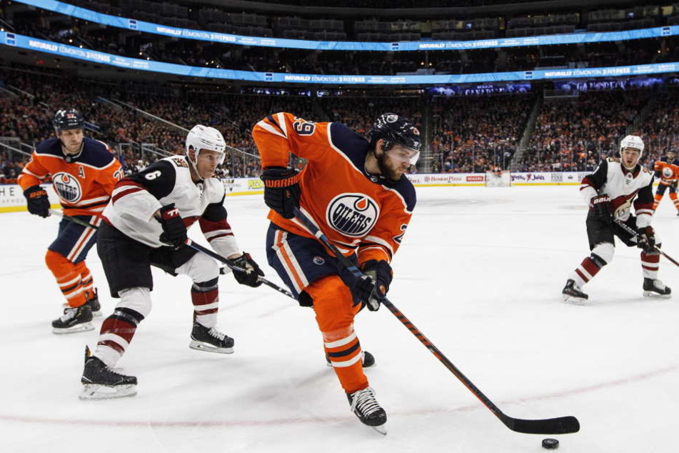 Leon Draisaitl spielt seit 2014 für die Edmonton Oilers in der NHL.