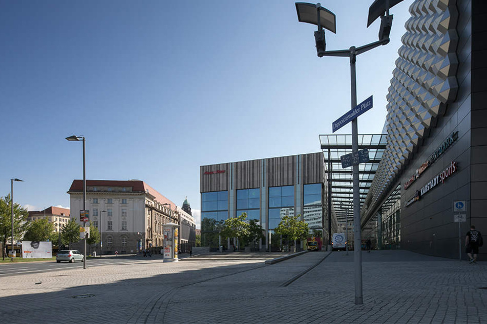 Am Dippoldiswalder Platz kam es am Nachmittag des 22.08. zu einer Auseinandersetzung.