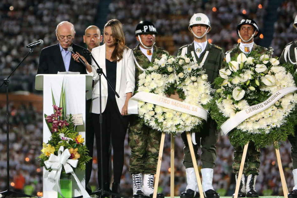 Tränenabschied im Stadion in Medellin, wo die Mannschaft am Mittwoch spielen sollte.